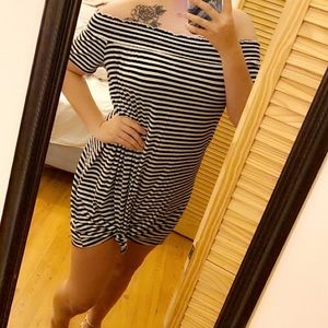 Women’s Striped Dress Size M